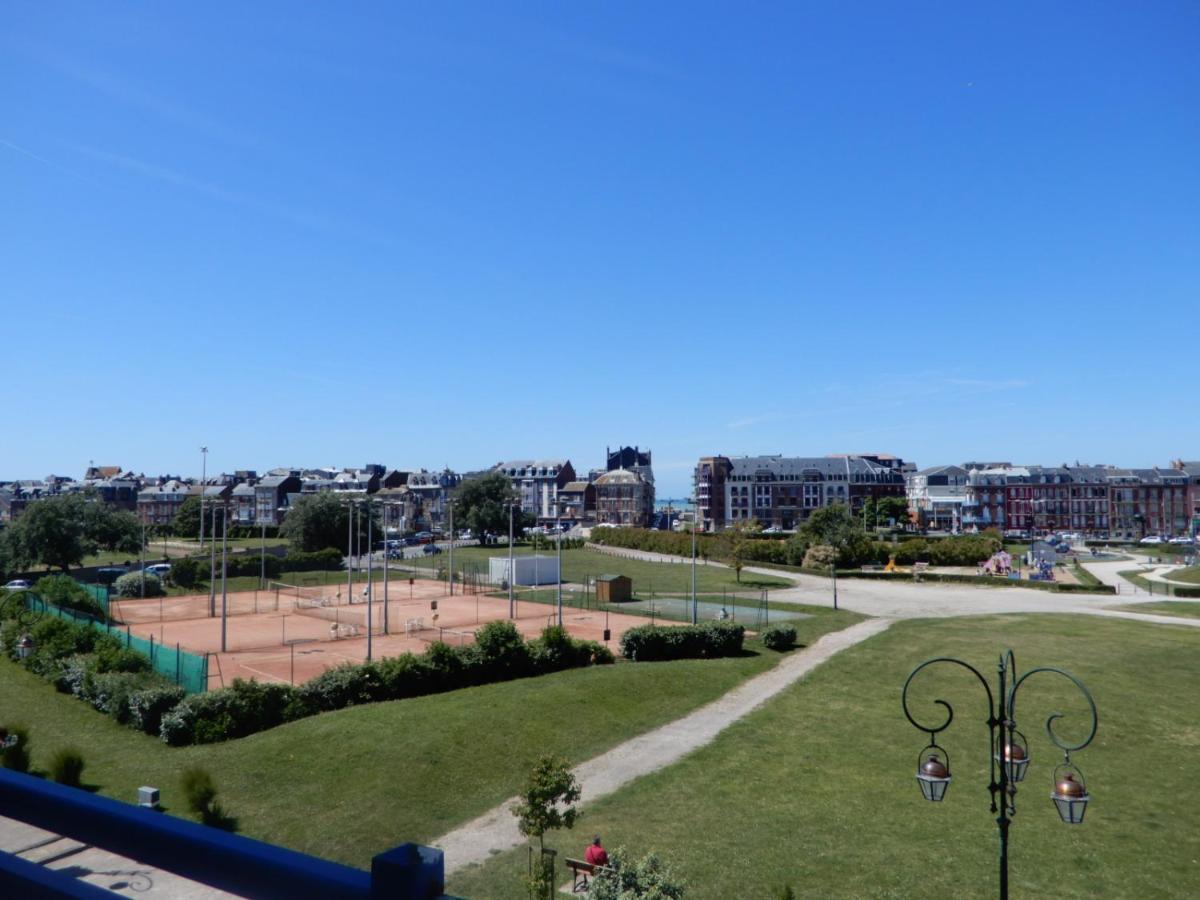 Caprices De Mer Appartement Avec Grand Balcon Et Vue A 300 M Plage, Apercu Mer, Lit Queen Size, Mers Les Bains Le Treport , Petit Dejeuner En Option, 2 Velos Fournis Exterior foto